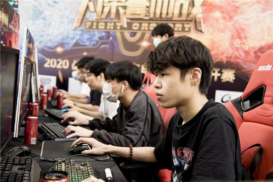 们的灵活应 们的灵活应