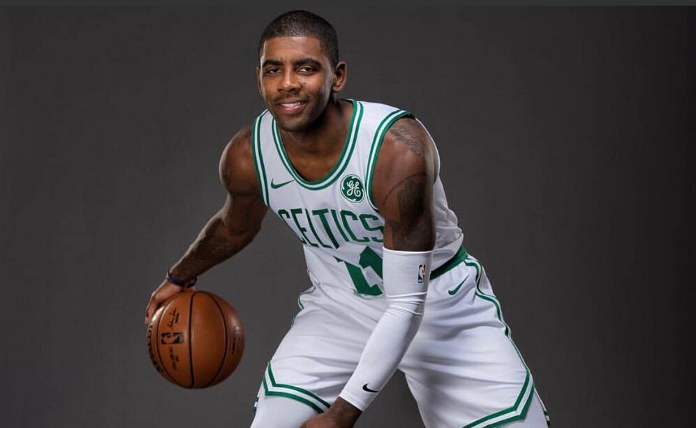 他被裁判判 他被裁判判