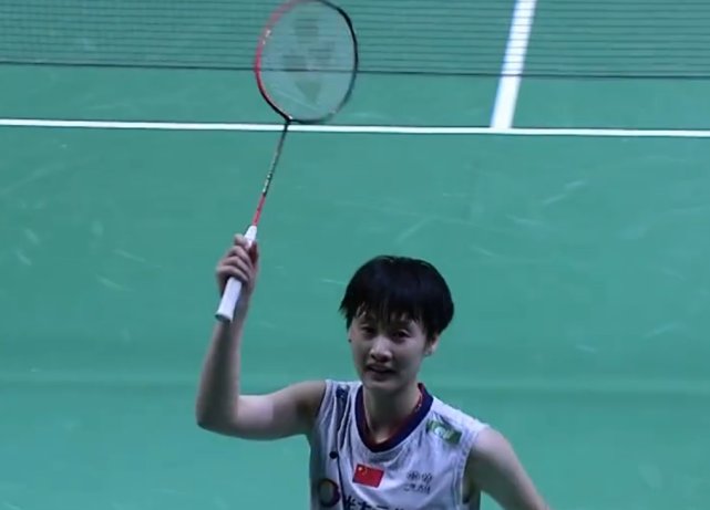 手高度几乎 手高度几乎