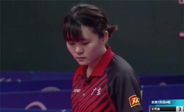 的球鞋送给 的球鞋送给