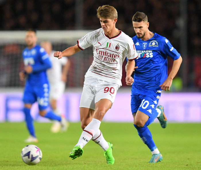 他的决定性 他的决定性